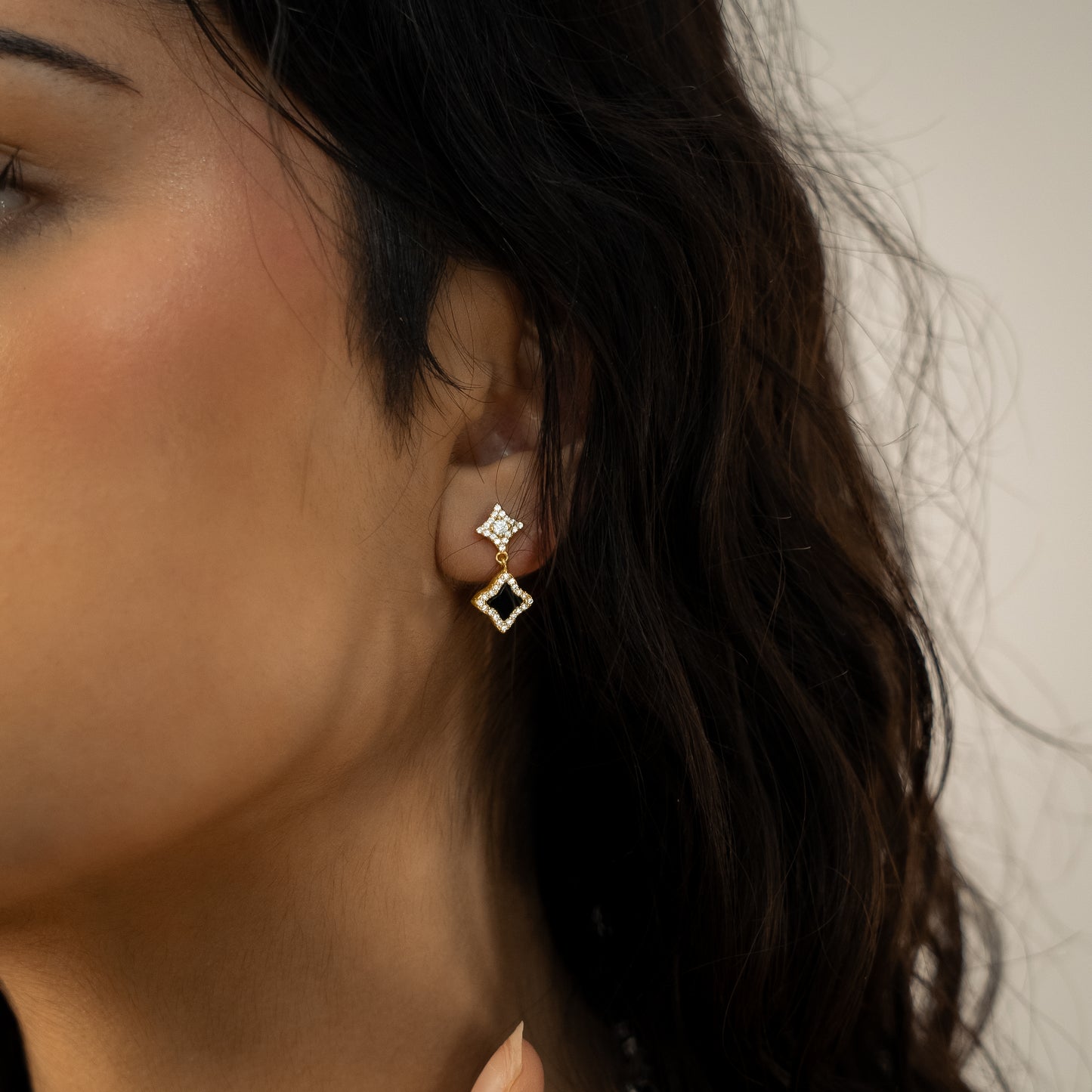 Stars & Flowers earrings dorées - Motif noir