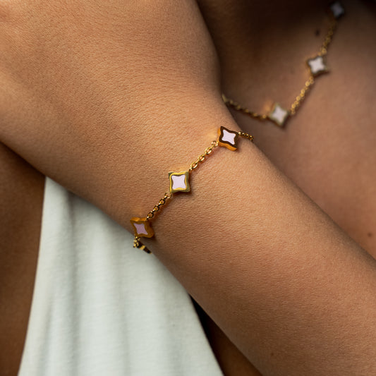 Flower Cable Bracelet in Gold - Rose Pattern