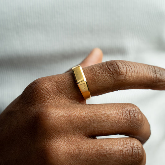 Signet ring dorée