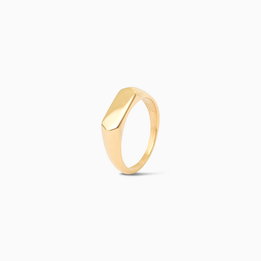 Slim golden ring signet